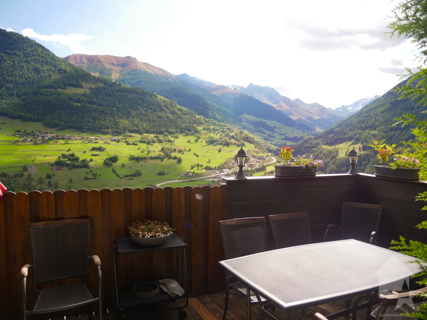 Charmant raccard rénové avec goût au Biolley, vue imprenable ! - Photo 33 sur 38