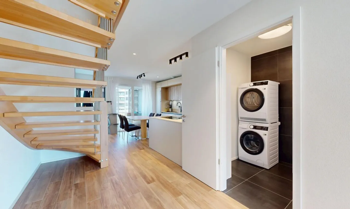 Very bright 3.5 room duplex in a Minergie-ECO building - Photo 7 of 13