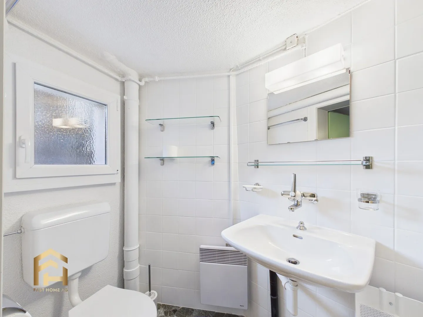 Charming Patrician House (1575) with 3 Apartments, Stable & Expansion Potential - Photo 6 of 13