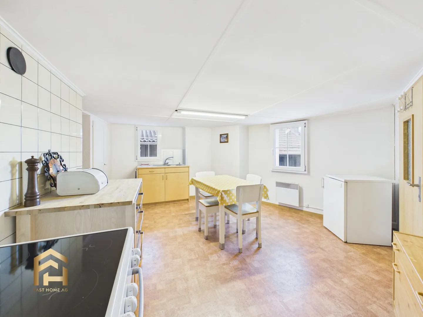 Charming Patrician House (1575) with 3 Apartments, Stable & Expansion Potential - Photo 12 of 13