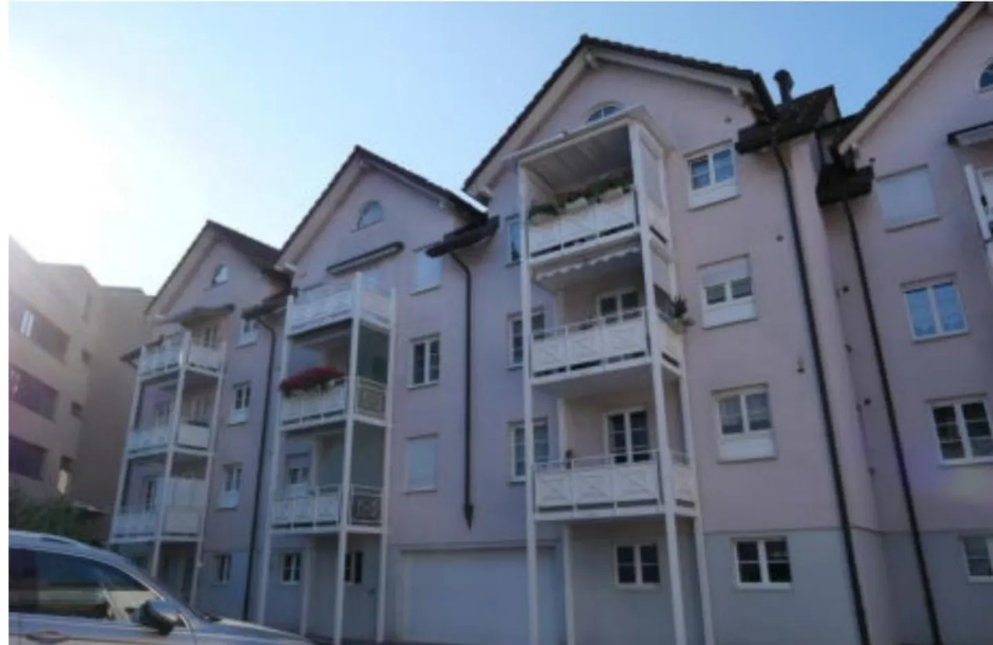 Appartamento moderno con balcone - Foto 1 di 1