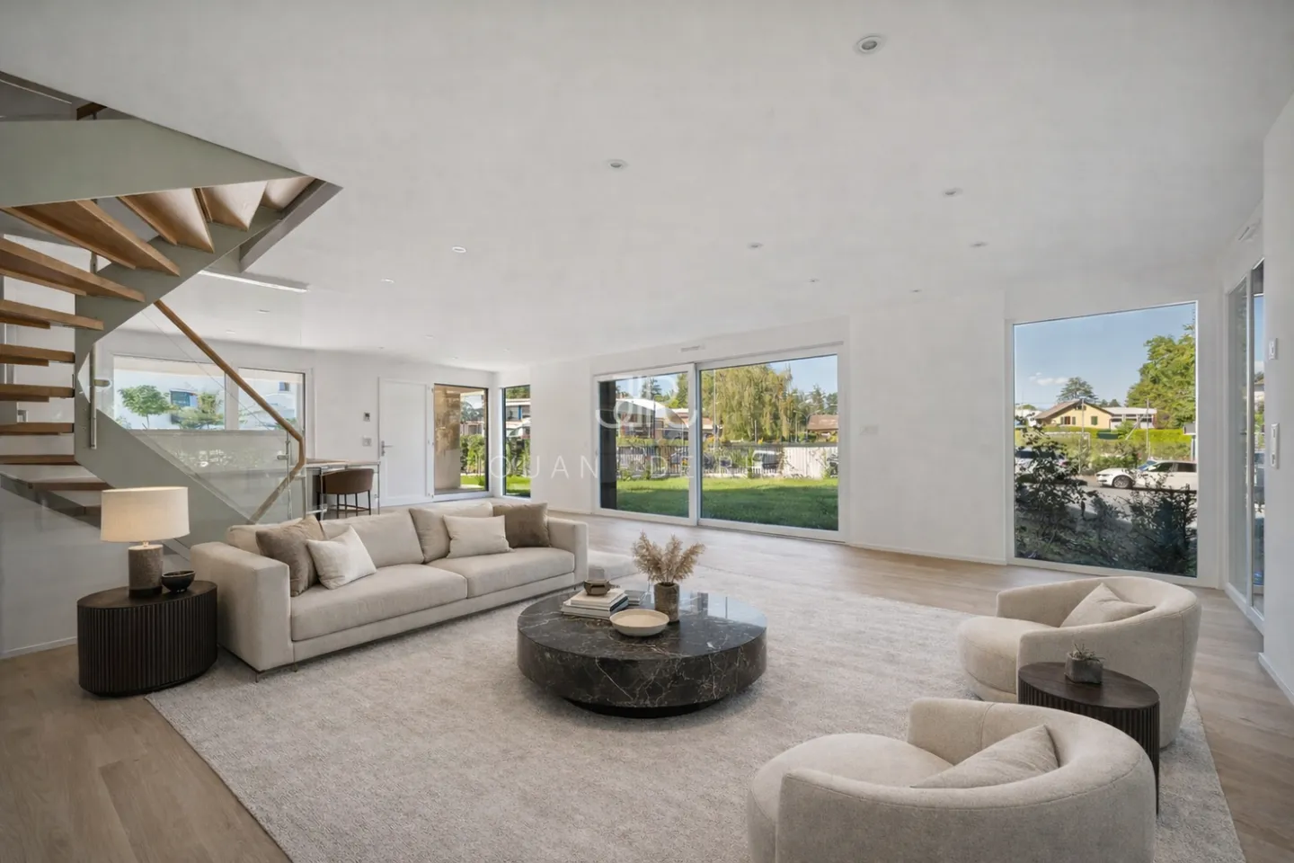 Exclusivité : Appartement Triplex avec 4/5 Chambres près du Collège du Léman - Photo 1 sur 10