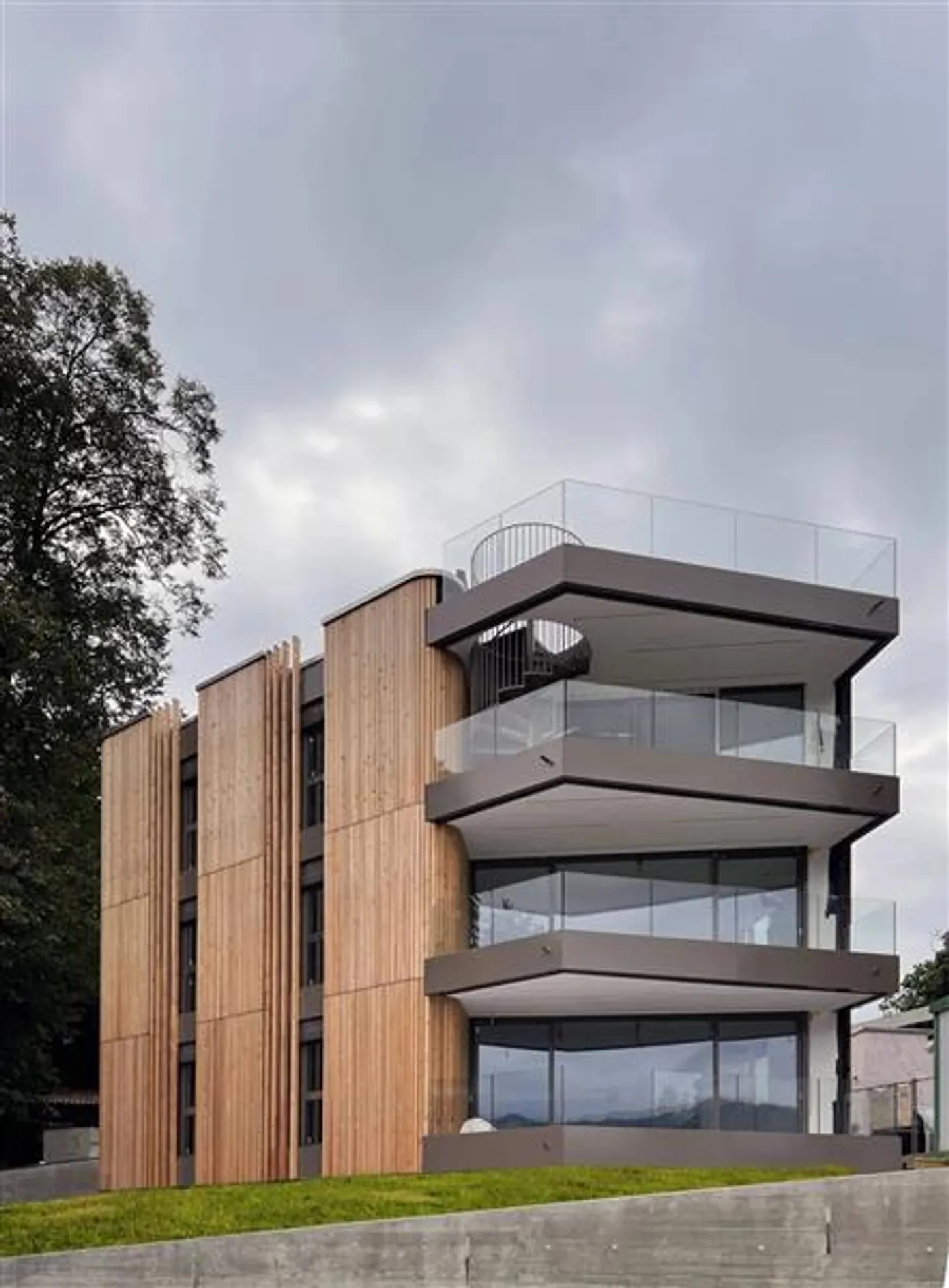 Montagnola: 5.5-Room Apartment - Photo 2 of 11