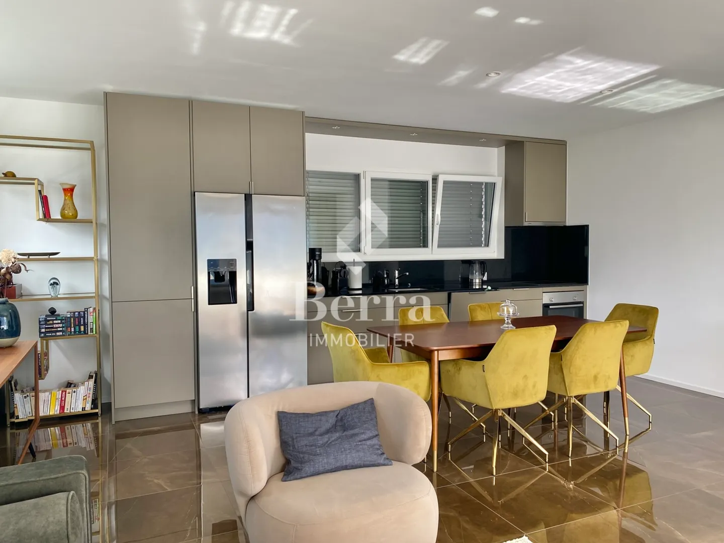 4,5-Zimmer-Wohnung in einer PPE mit nur 2 Wohnungen! - Foto 5 von 18