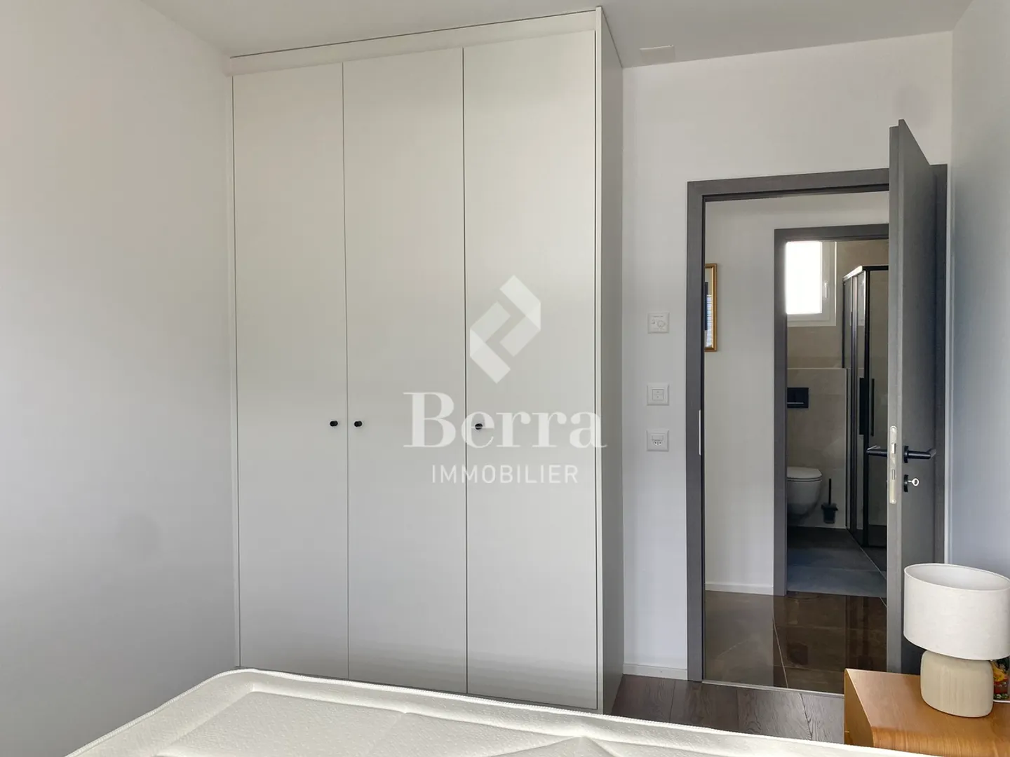 4,5-Zimmer-Wohnung in einer PPE mit nur 2 Wohnungen! - Foto 11 von 18
