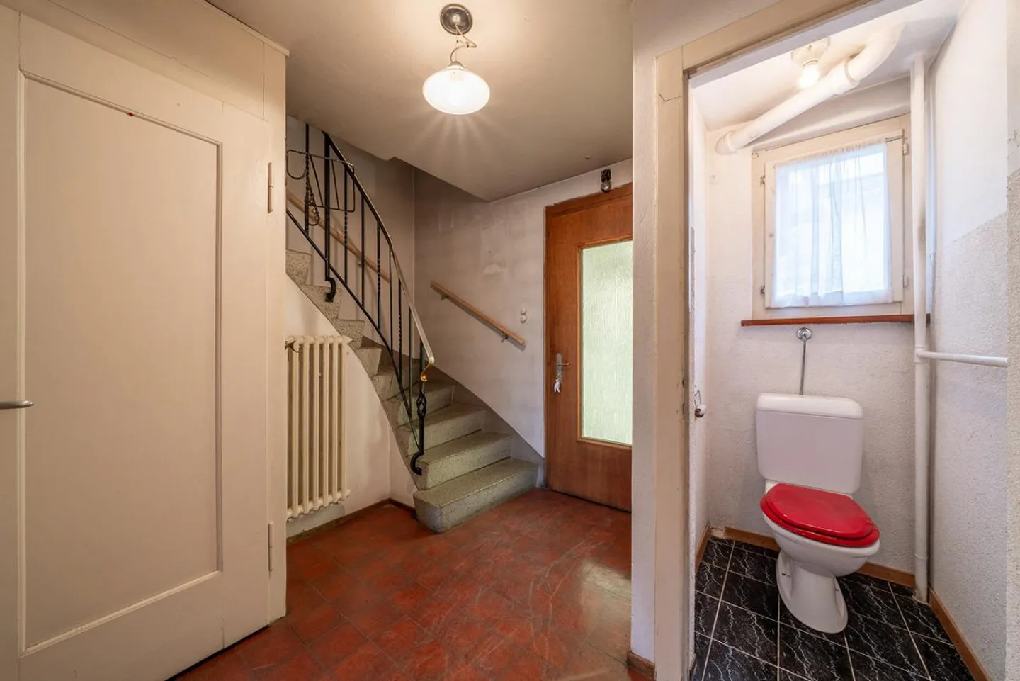 Petite maison - Grandes possibilités ! - Photo 3 sur 11