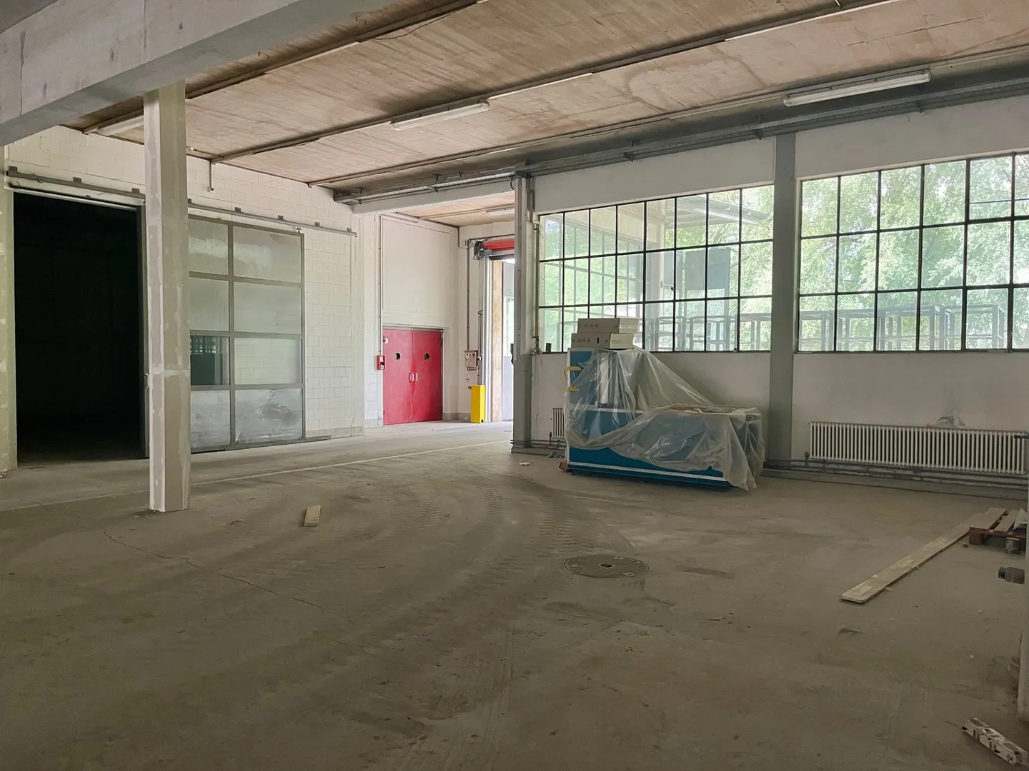 500 m2 Production and Commercial Space - Photo 2 of 4