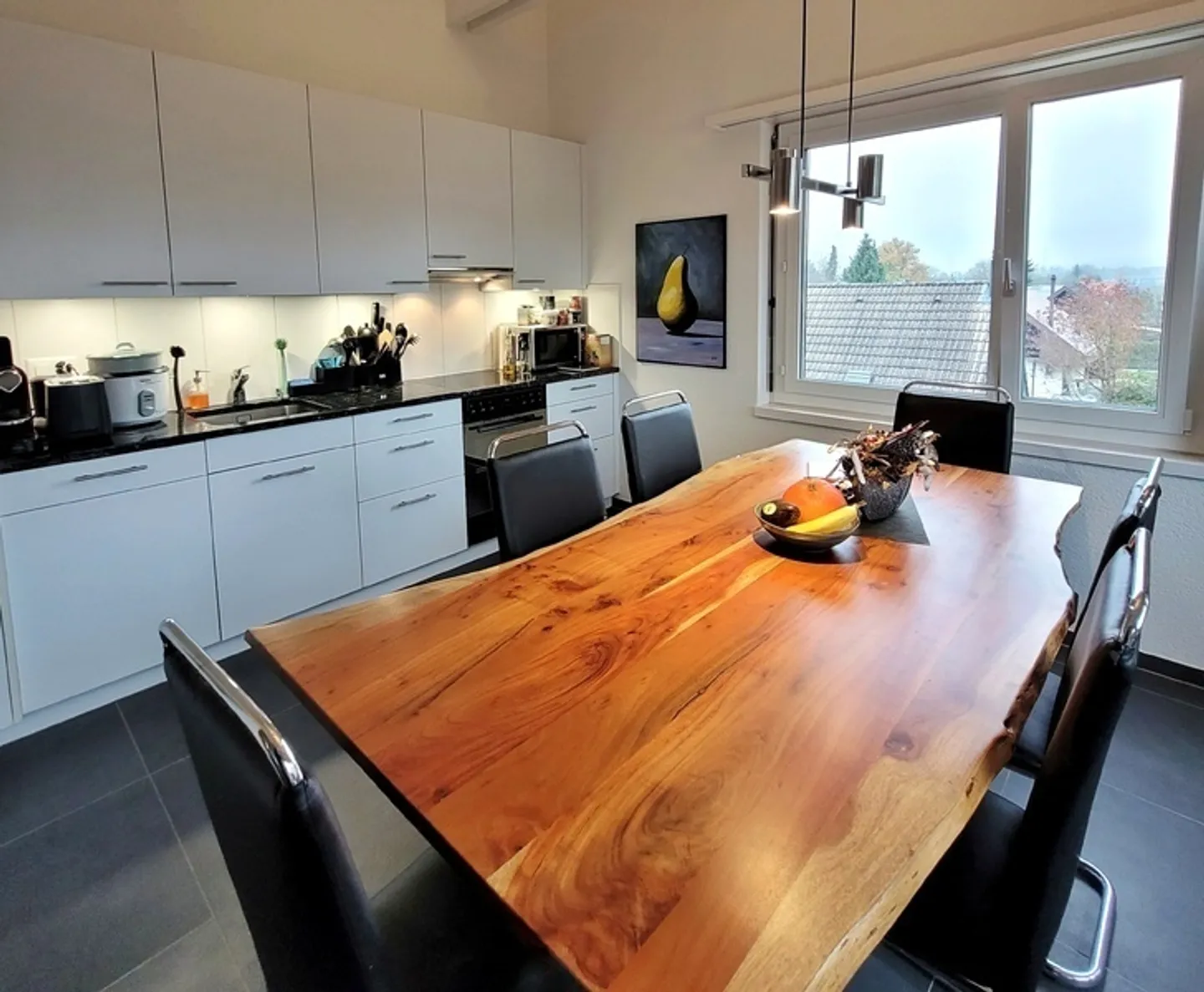 Sunny 4.5-Room Penthouse - Photo 2 of 10