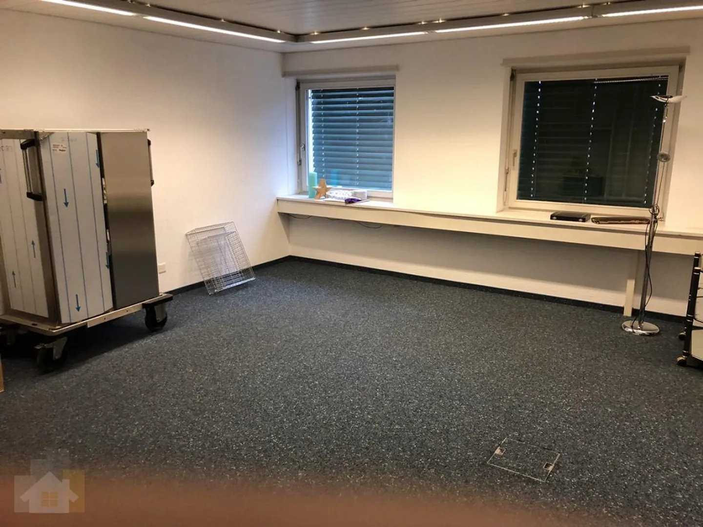 Büro- und Gewerbeflächen Lagerflächen mit/ohne Logistik direkt im Zent - Foto 3 von 6