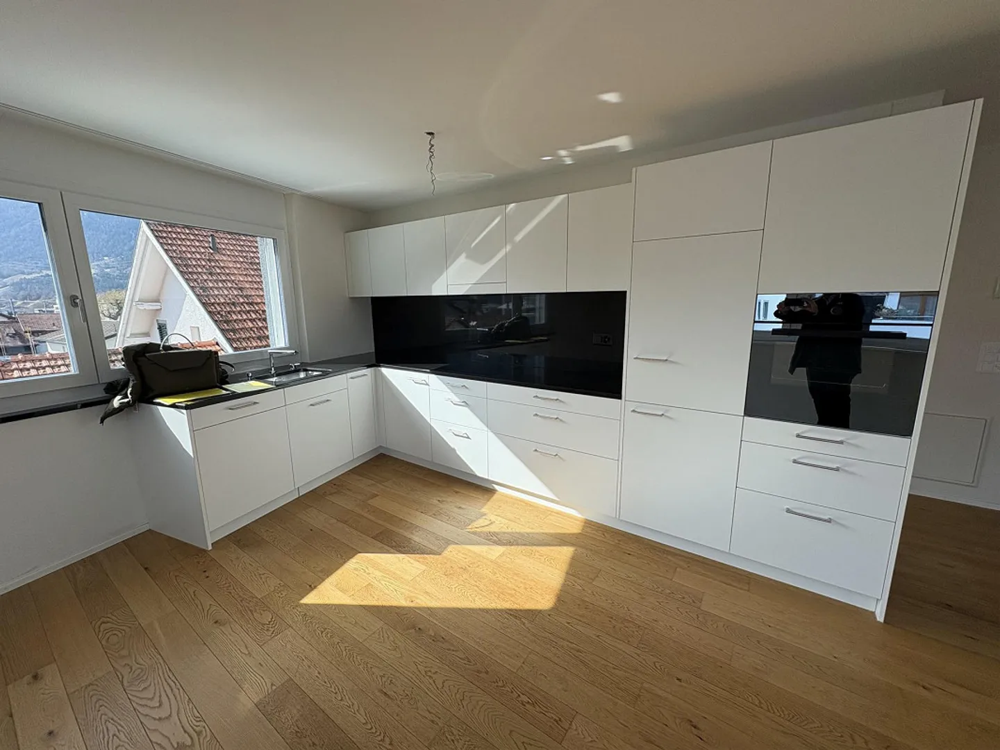 Appartamento moderno 2.5 stanze - Foto 3 di 10