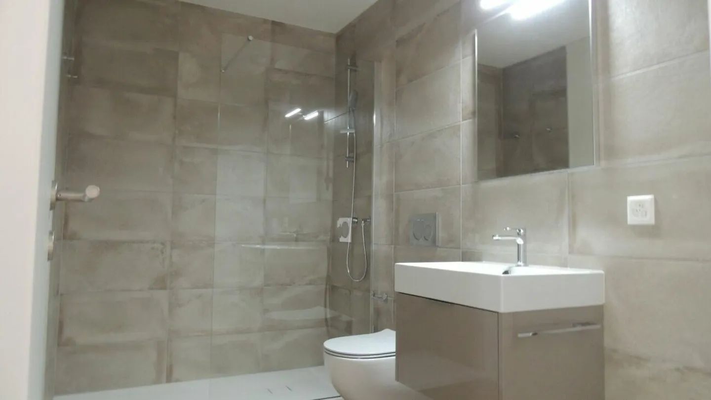 MODERN 3.5-ROOM APARTMENT IN RECENT CONSTRUCTION - Photo 14 of 21