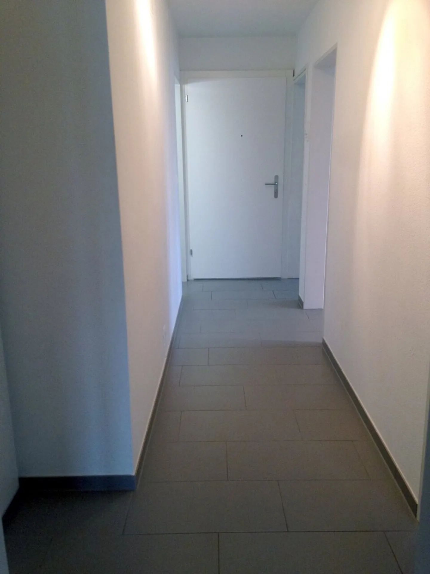 Charming 3-Room Apartment - Photo 3 of 8