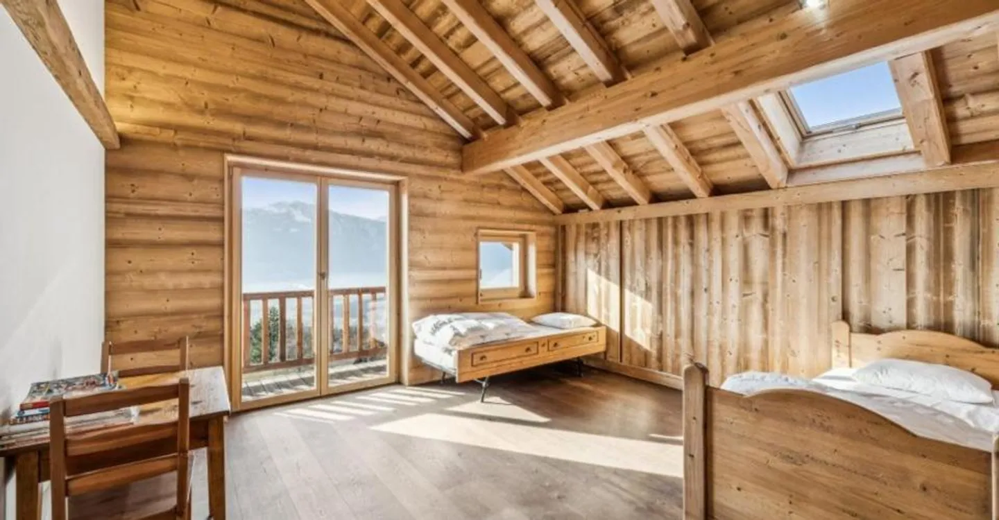 Incantevole chalet con 5 camere da letto vicino a Villars sur Ollon - Foto 8 di 11