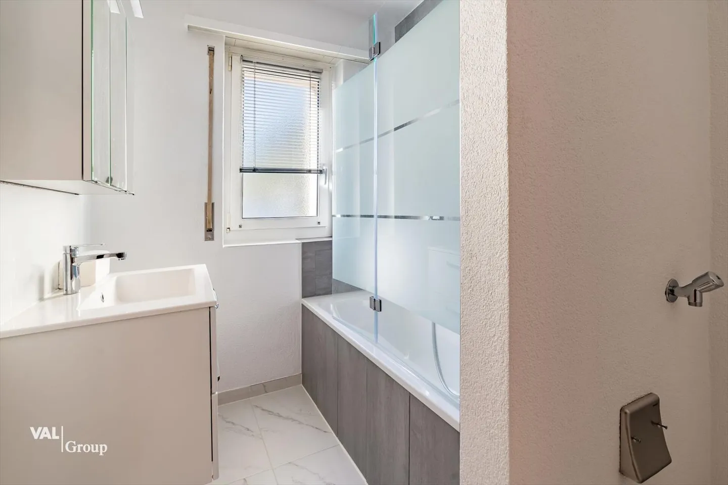 Immeuble résidentiel 4.5 pièces - Photo 10 sur 13