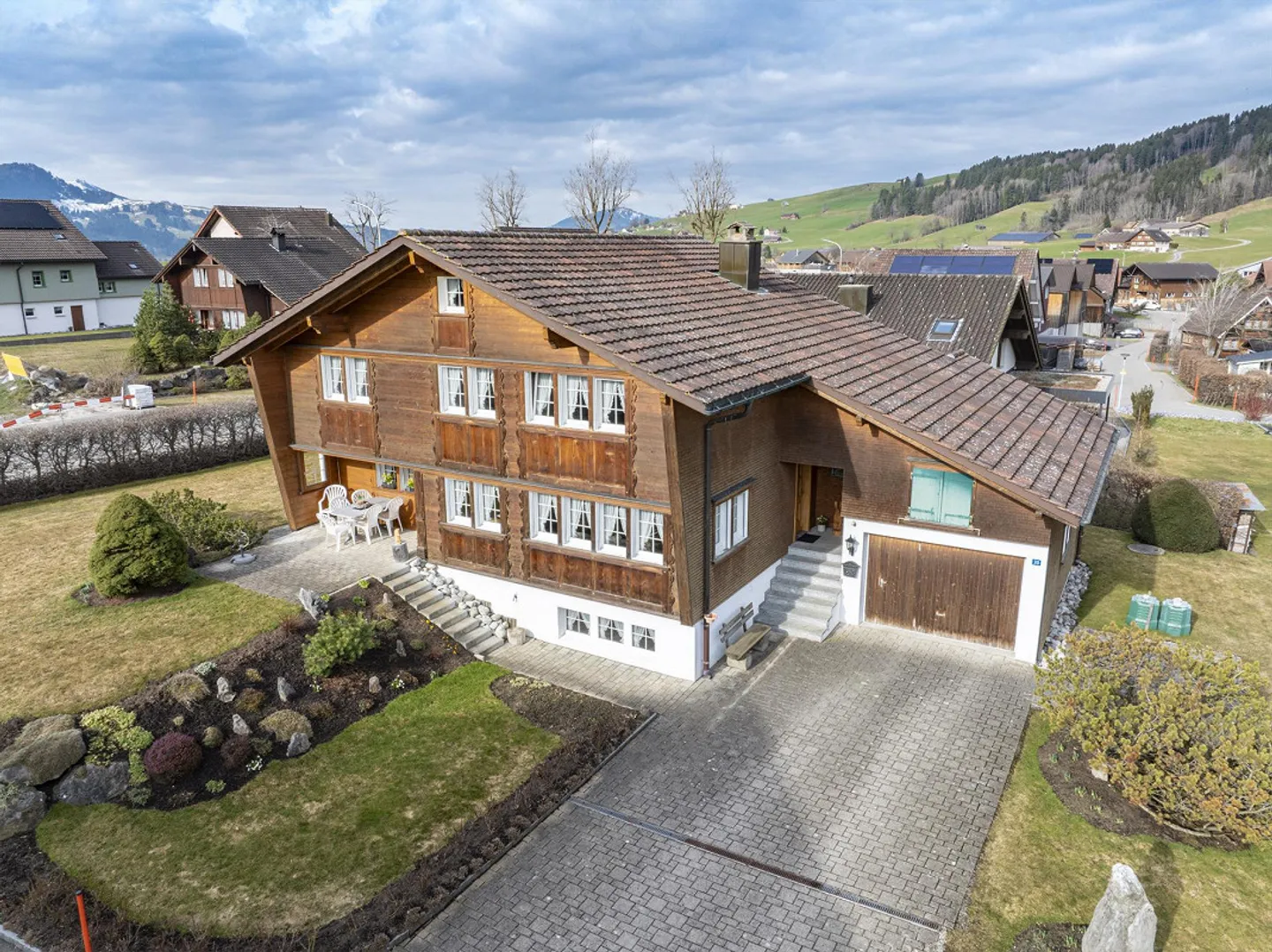 7.5 - Room Single Family House - Photo 1 of 23