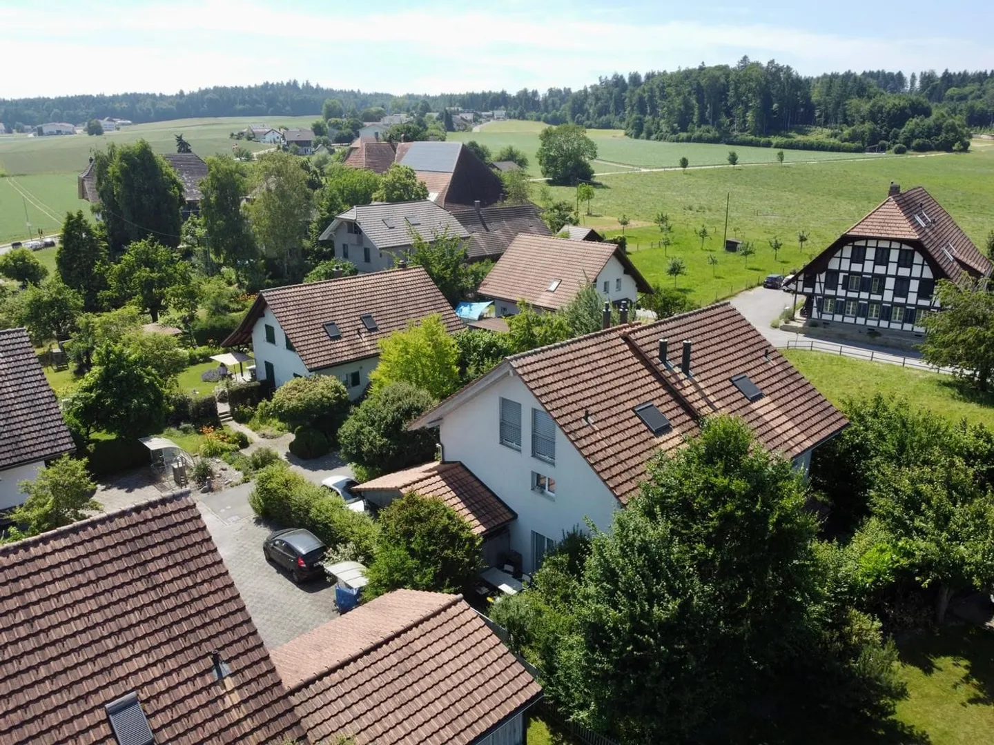 Ihr Rückzugsort in Grafenried 5 Zi. Doppeleinfamilienhaus - Foto 1 von 13
