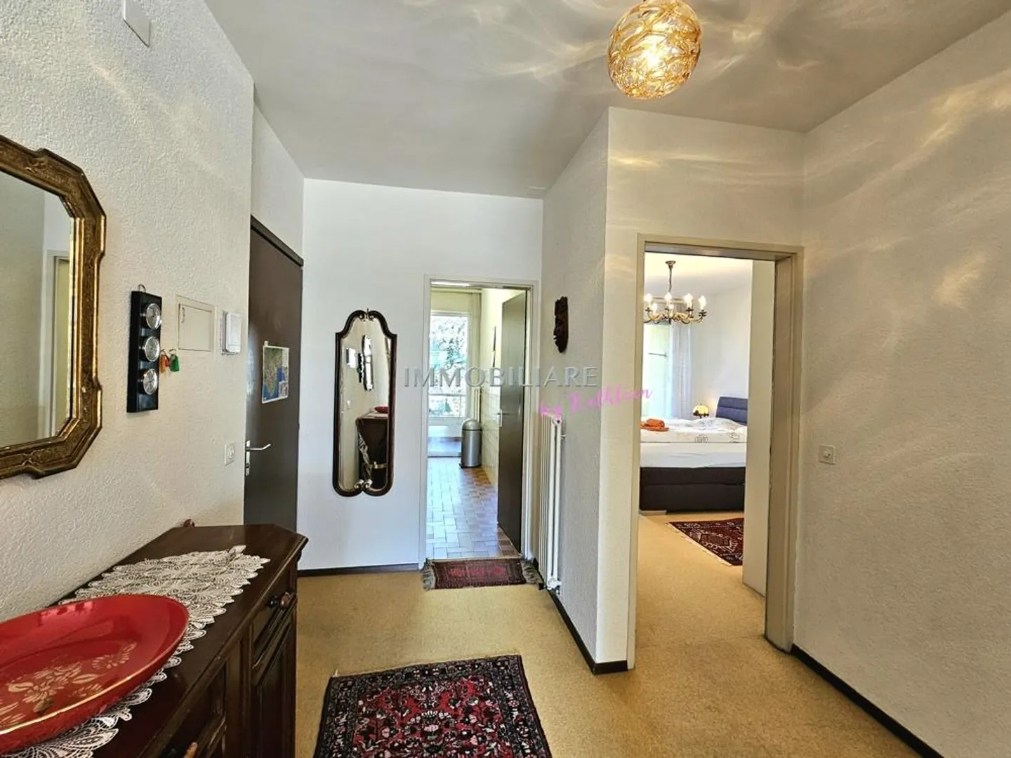 Geräumige Wohnung mit Balkonen - Foto 11 von 23