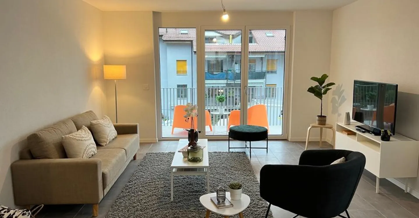 Appartement spacieux avec vue sur le lac - Photo 2 sur 7