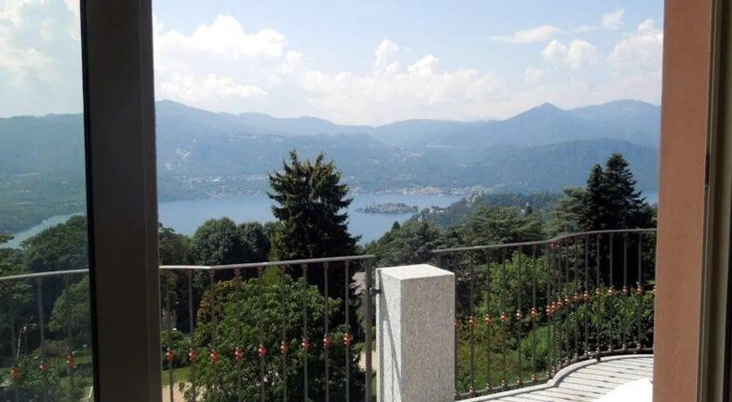 Casa plurifamiliare con vista lago - Foto 6 di 8