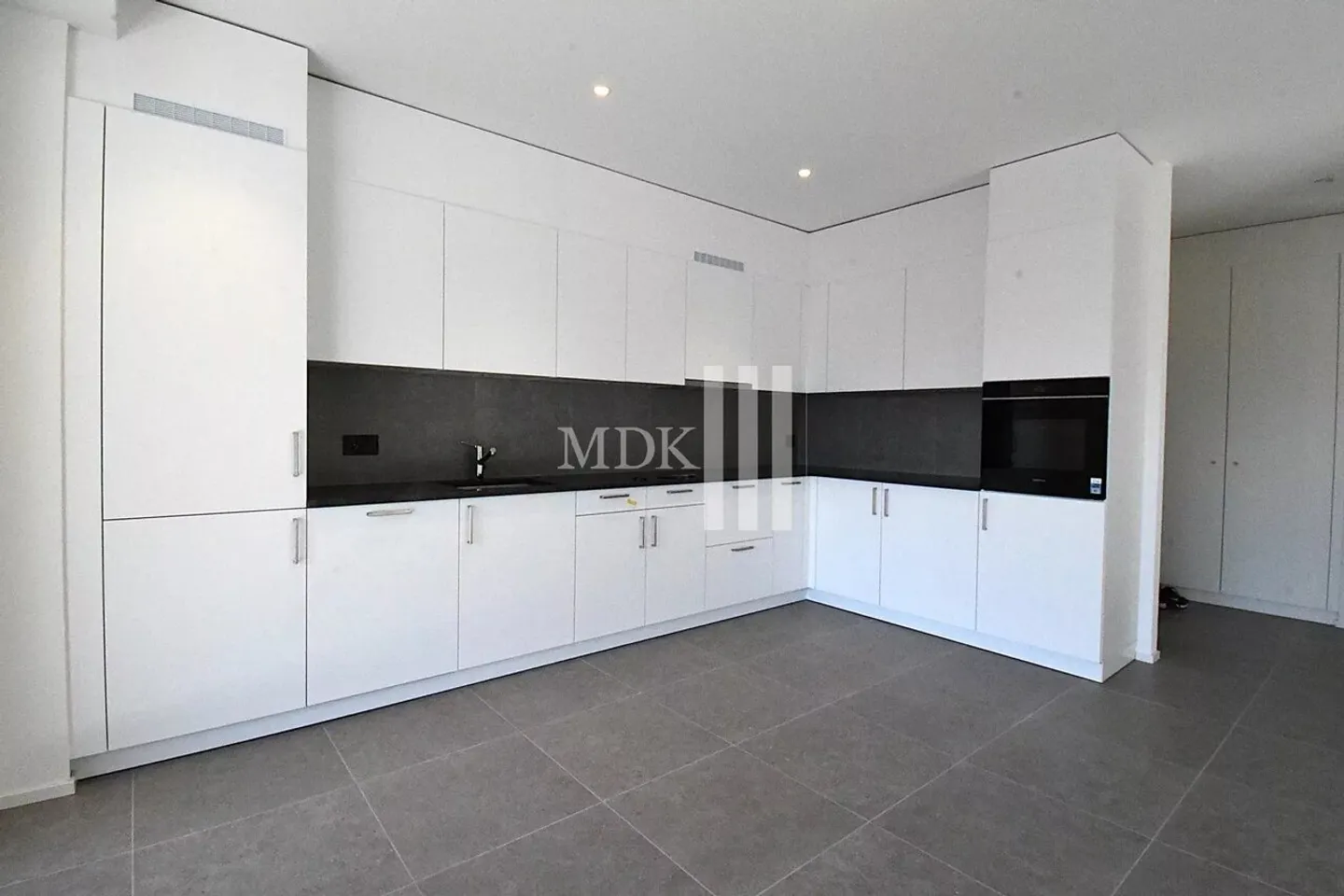 Spacious Apartment in Saint-Maurice - Photo 3 of 11