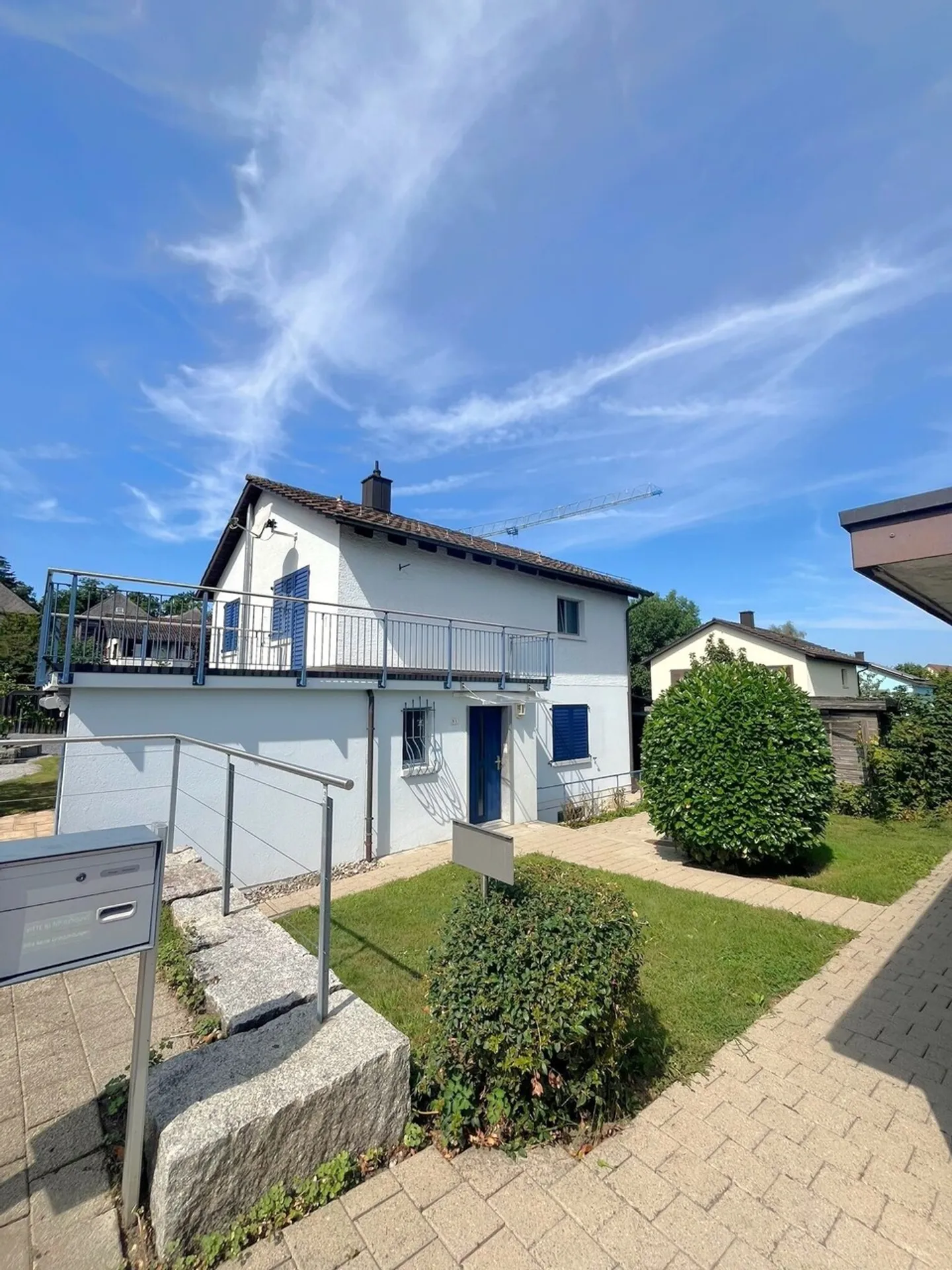 Familienfreundliches Einfamilienhaus - Foto 1 von 13