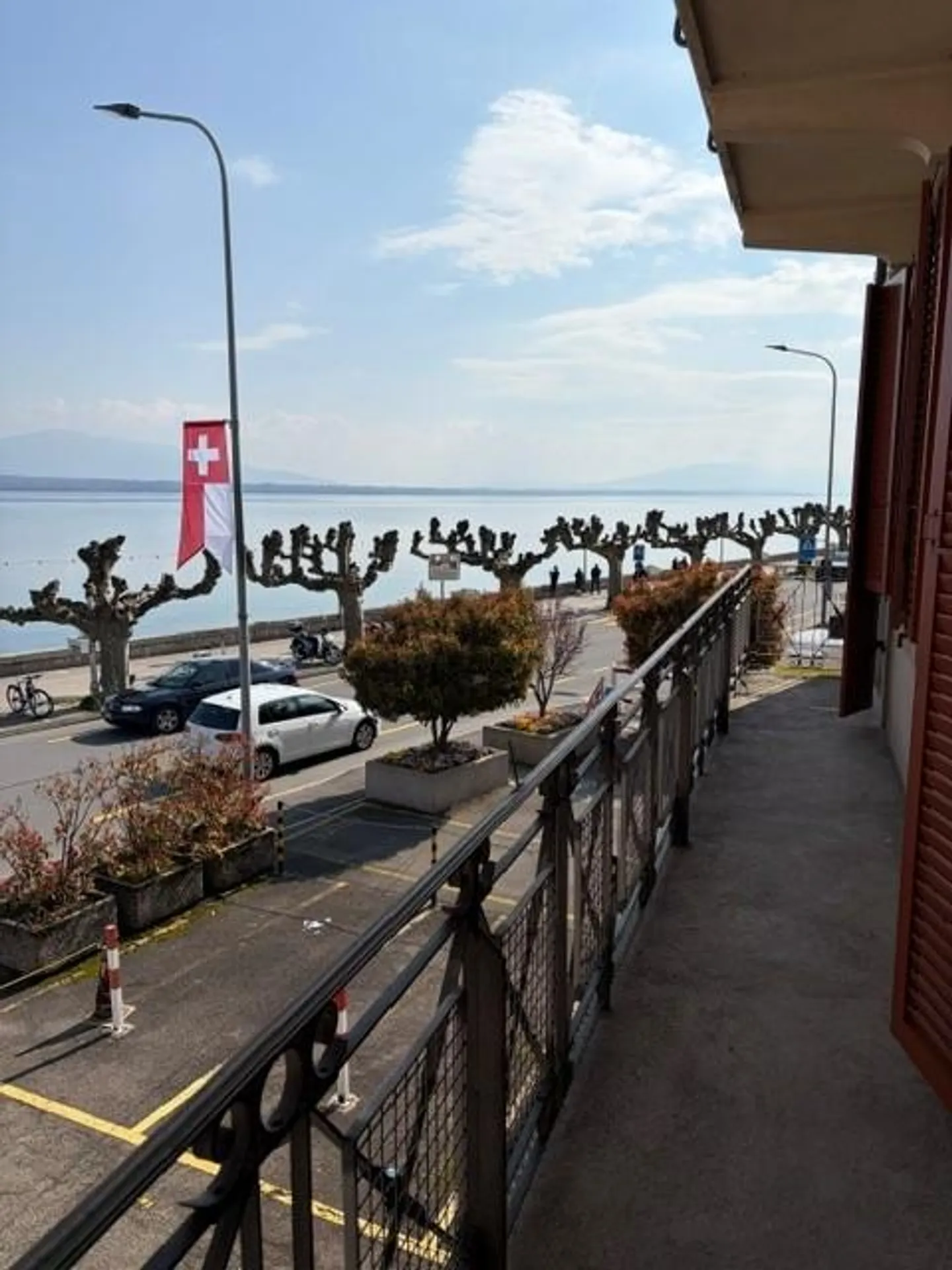 Spacious Apartment with Lake View - Photo 1 of 7