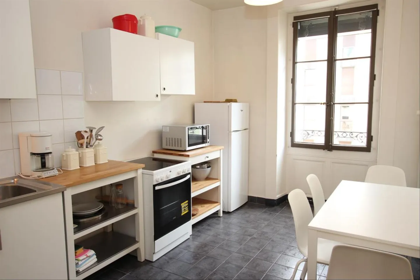 Appartement meublé à louer - Photo 2 sur 6