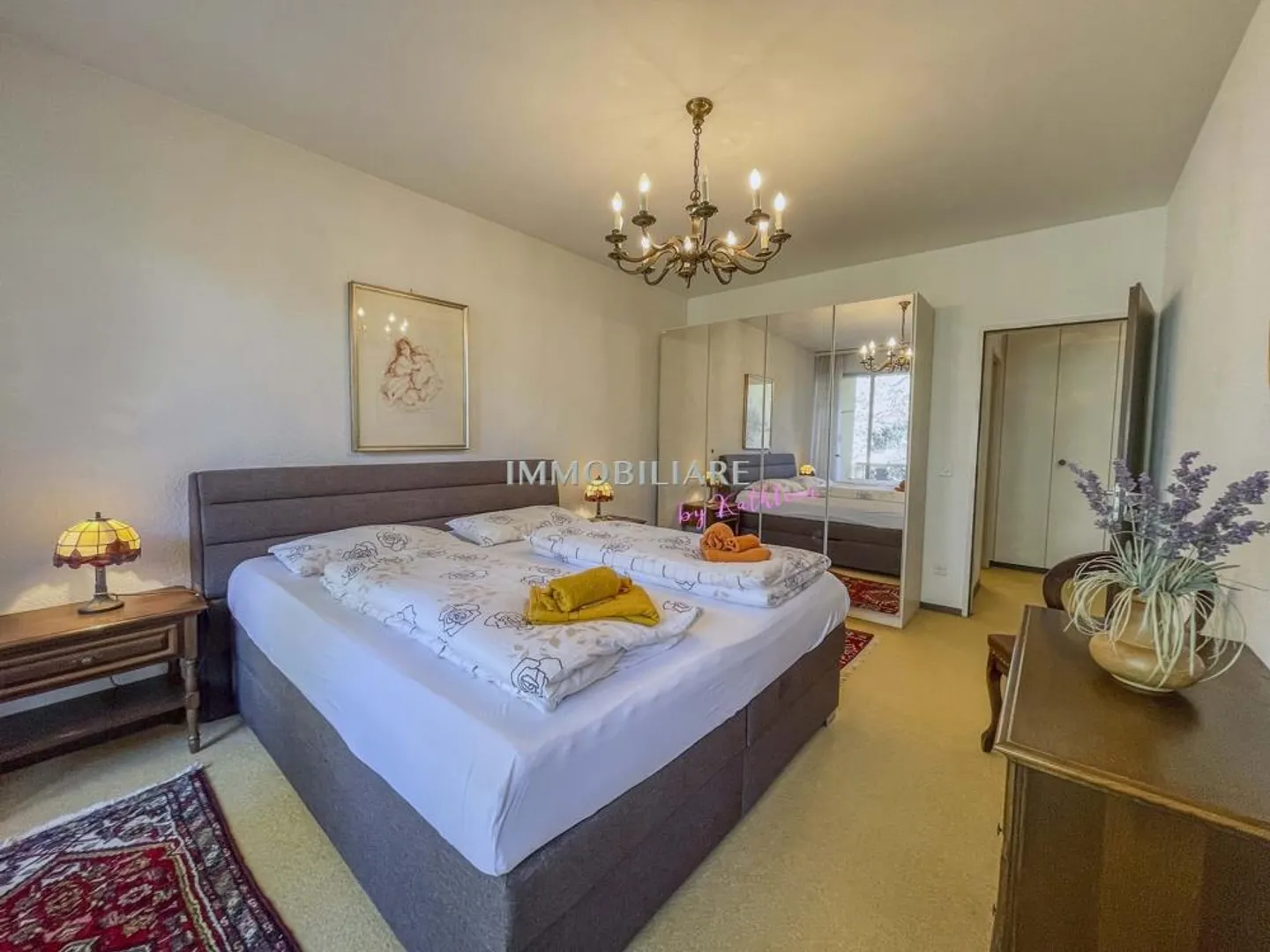 Geräumige Wohnung mit Balkonen - Foto 18 von 23