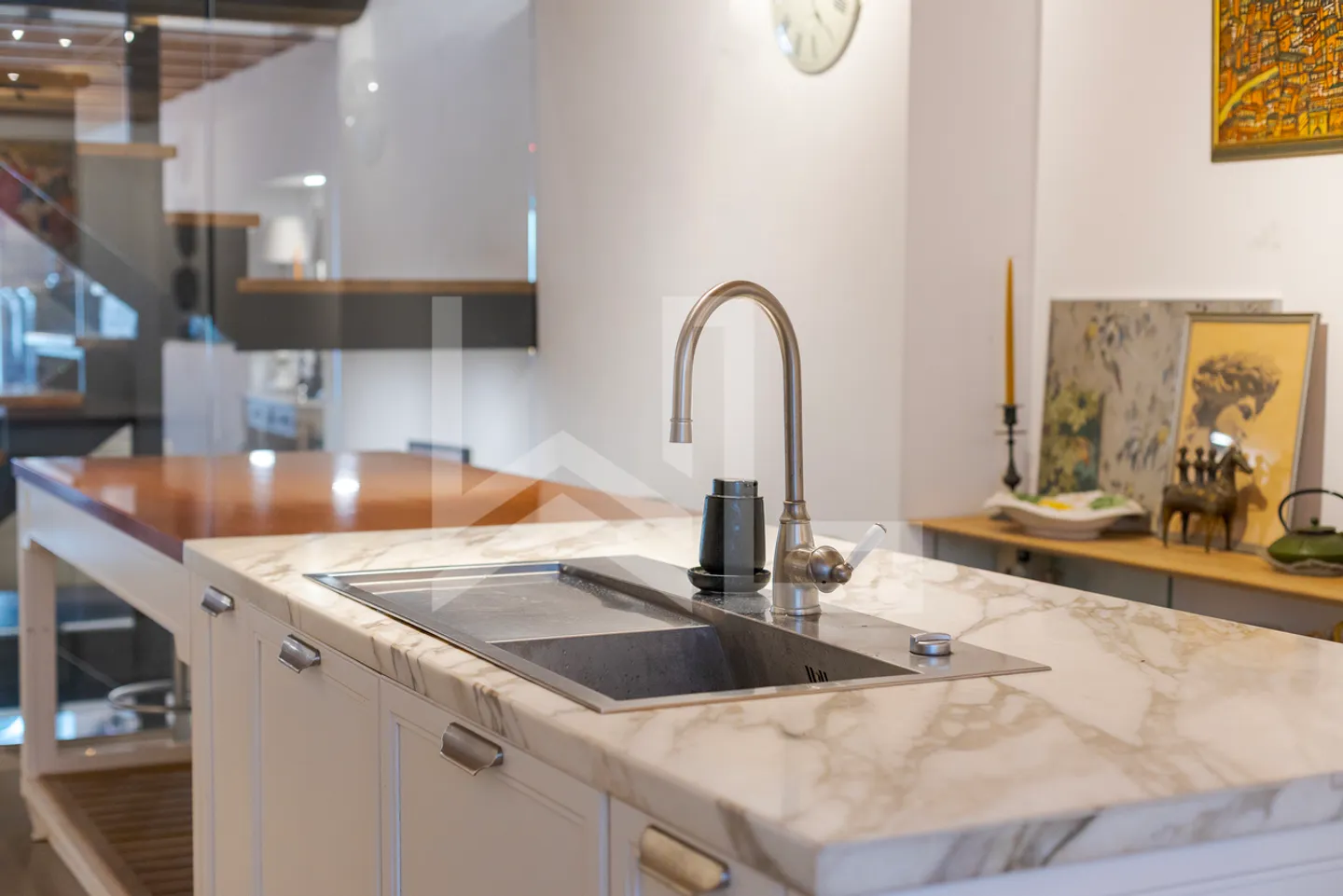 Charming Restored Townhouse - Photo 7 of 16