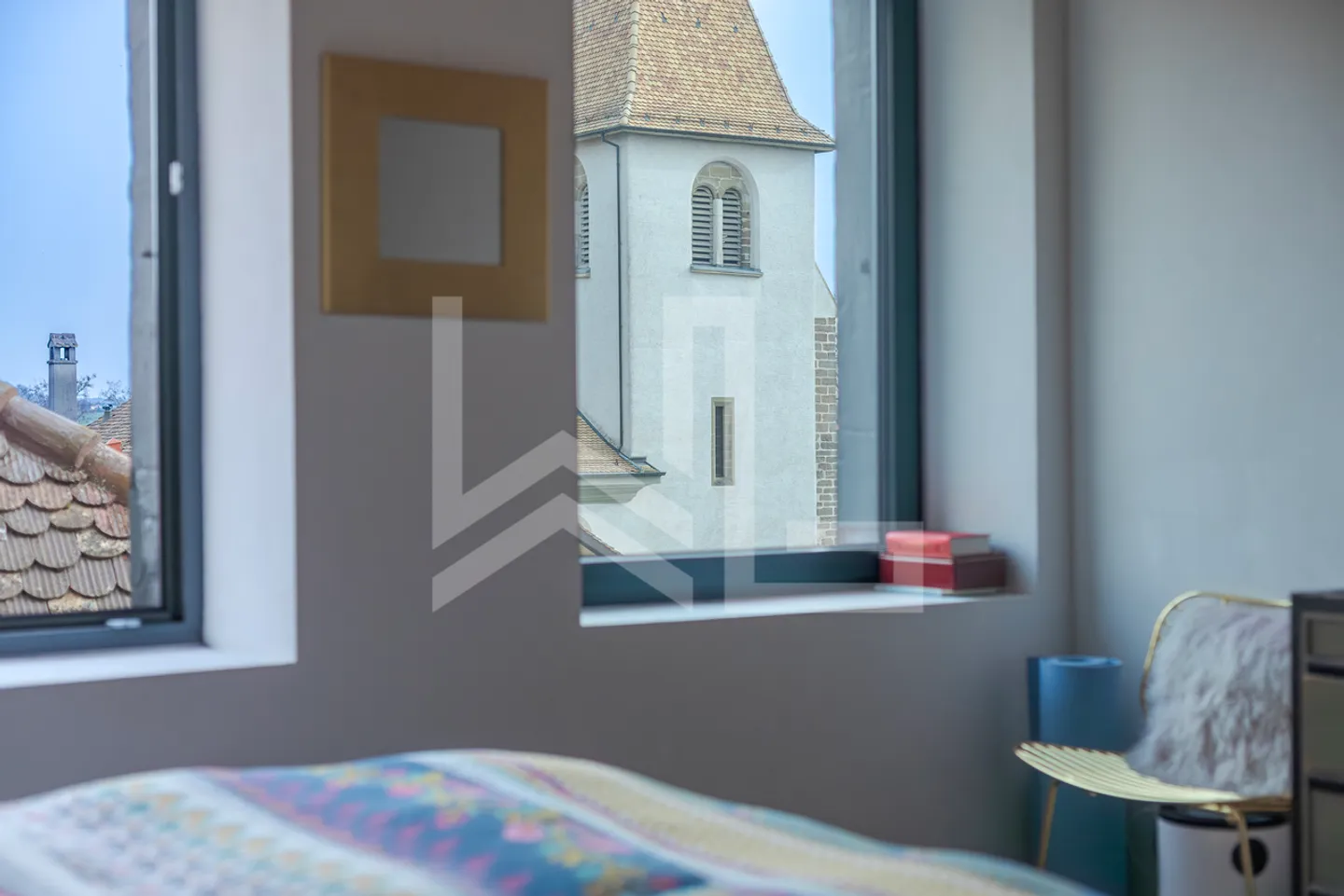 Charming Restored Townhouse - Photo 9 of 16