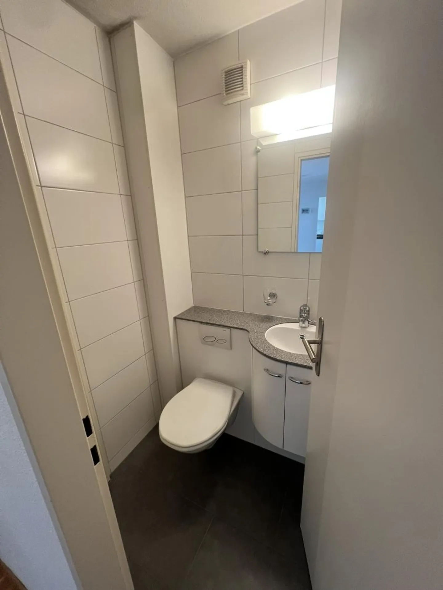 Geräumige Wohnung in Rotkreuz - Foto 2 von 13