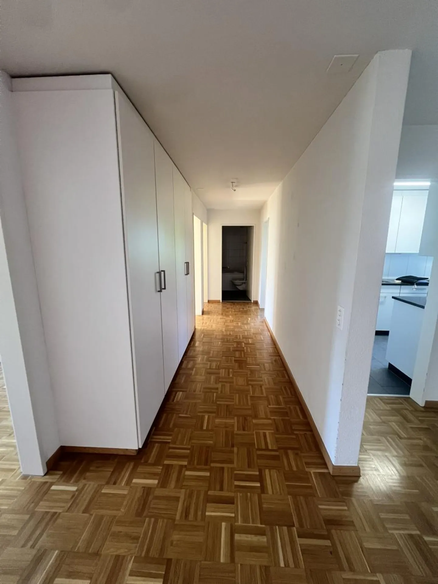 Geräumige Wohnung in Rotkreuz - Foto 8 von 13