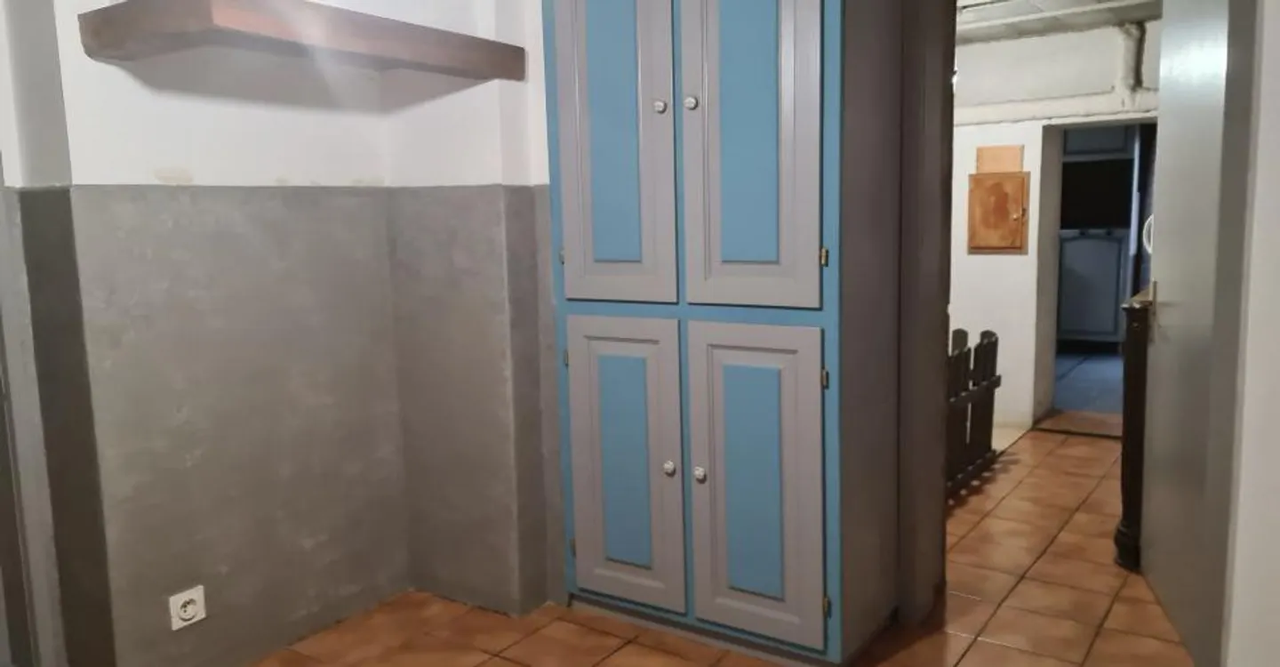 Large atypical family house with 7.5 rooms - Photo 2 of 29