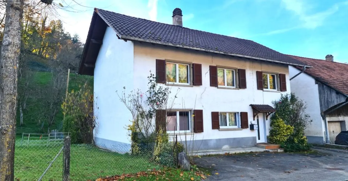 Large atypical family house with 7.5 rooms - Photo 8 of 29