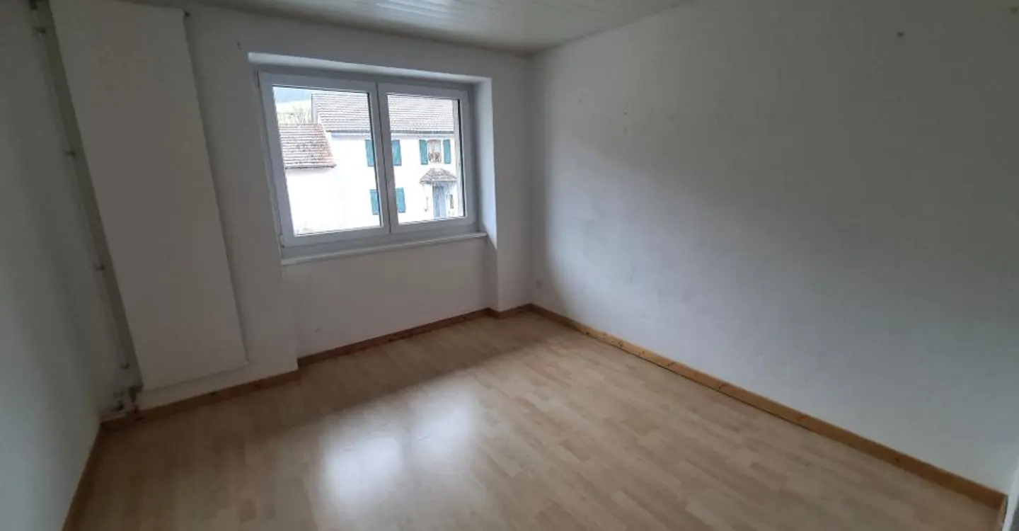 Large atypical family house with 7.5 rooms - Photo 11 of 29