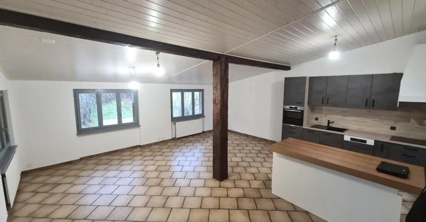 Large atypical family house with 7.5 rooms - Photo 12 of 29