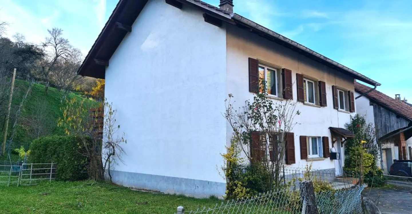 Large atypical family house with 7.5 rooms - Photo 25 of 29