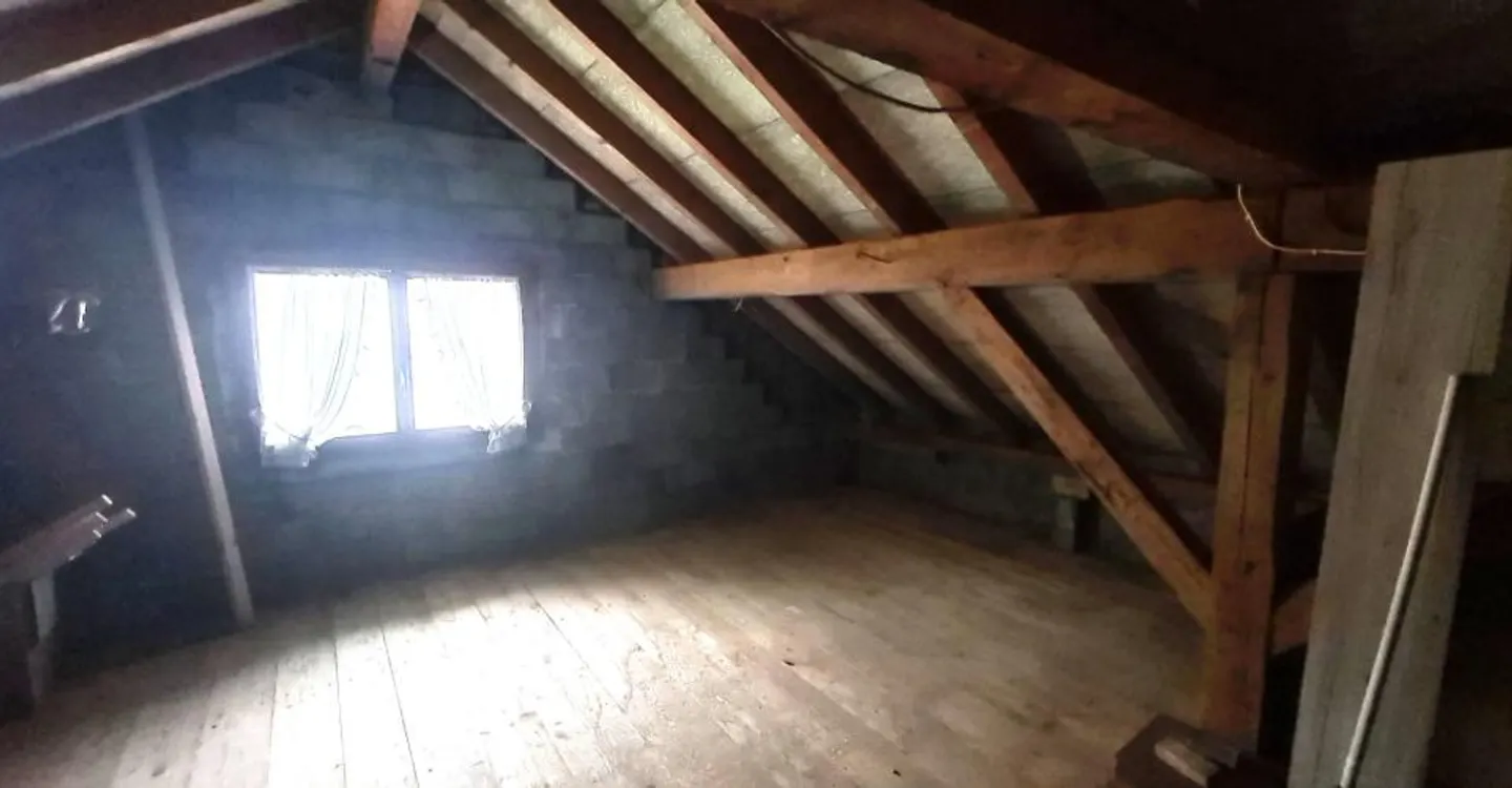 Large atypical family house with 7.5 rooms - Photo 28 of 29