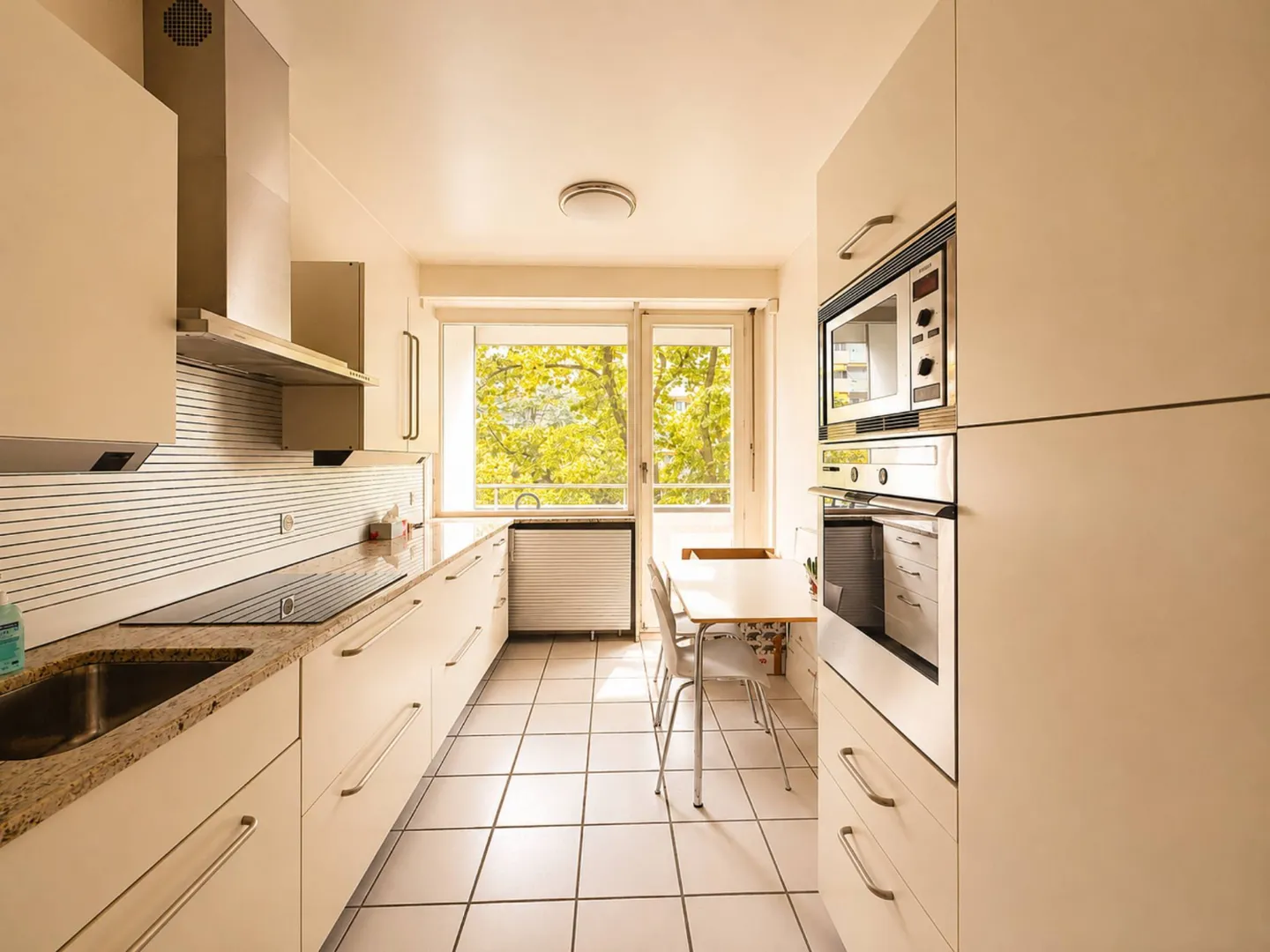 Magnifico appartamento di 5 stanze a Florissant - Foto 2 di 3