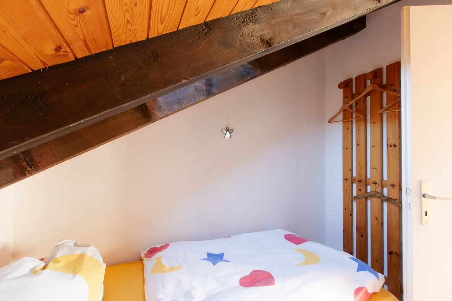 Esposizione a sud - vicino al centro, agli impianti di risalita e ai mezzi pubblici - Foto 15 di 26