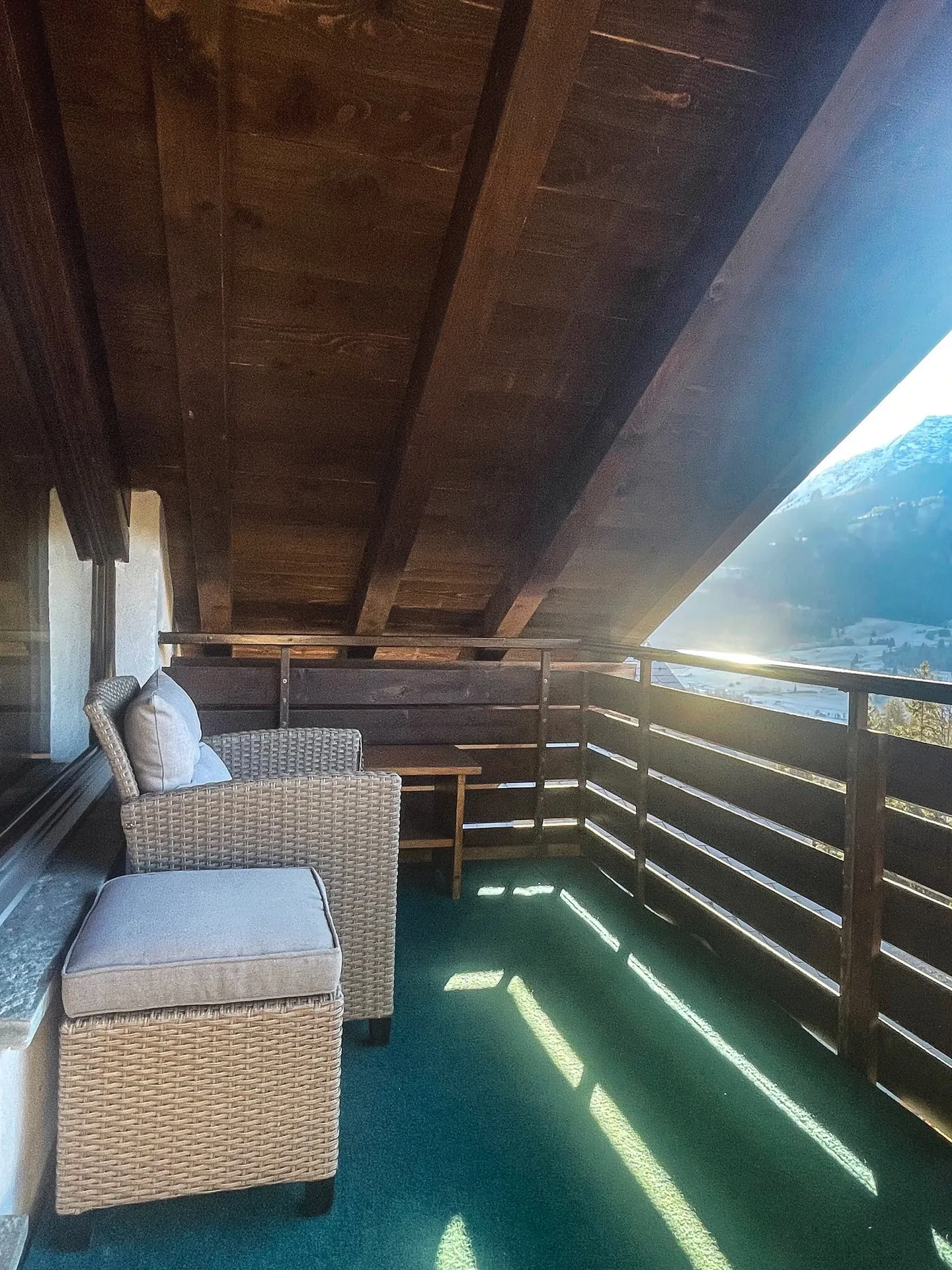 Esposizione a sud - vicino al centro, agli impianti di risalita e ai mezzi pubblici - Foto 22 di 26