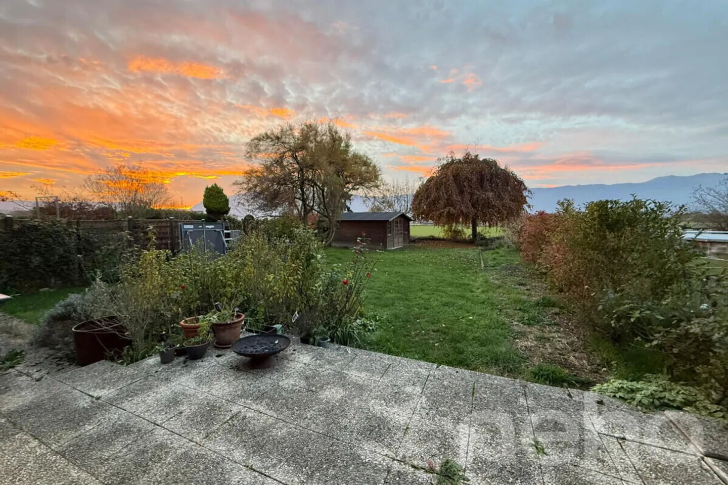 Maison Familiale Spacieuse - Photo 2 sur 12