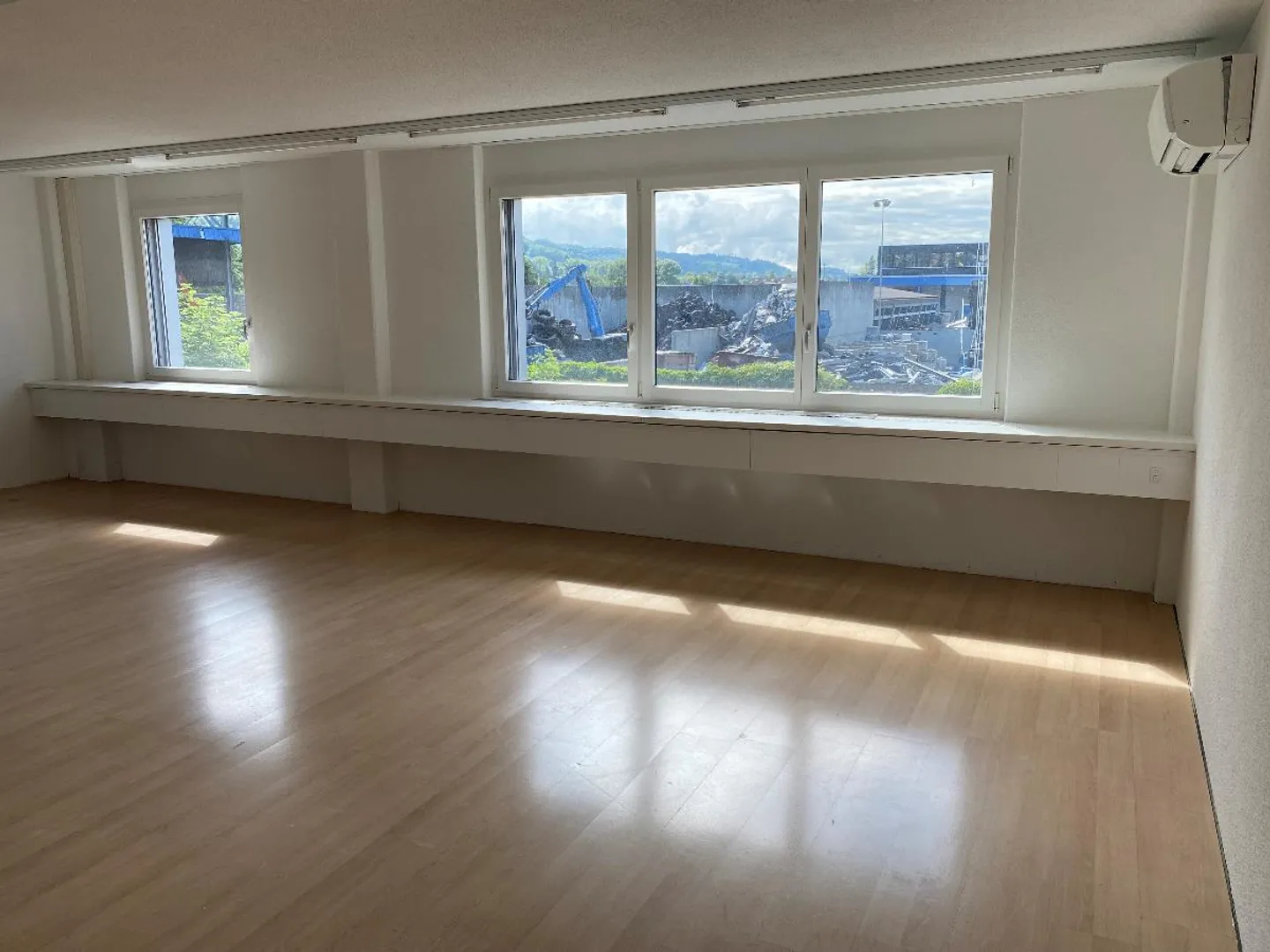 Ufficio moderno a Geuensee - Foto 1 di 1