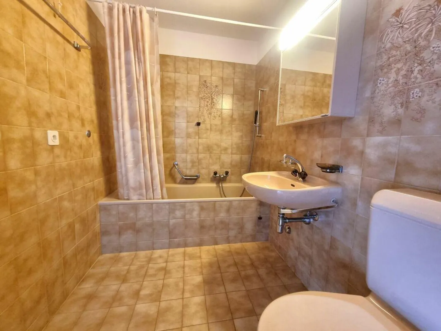 Appartamento per le vacanze con vista lago a Brissago! - Foto 11 di 11