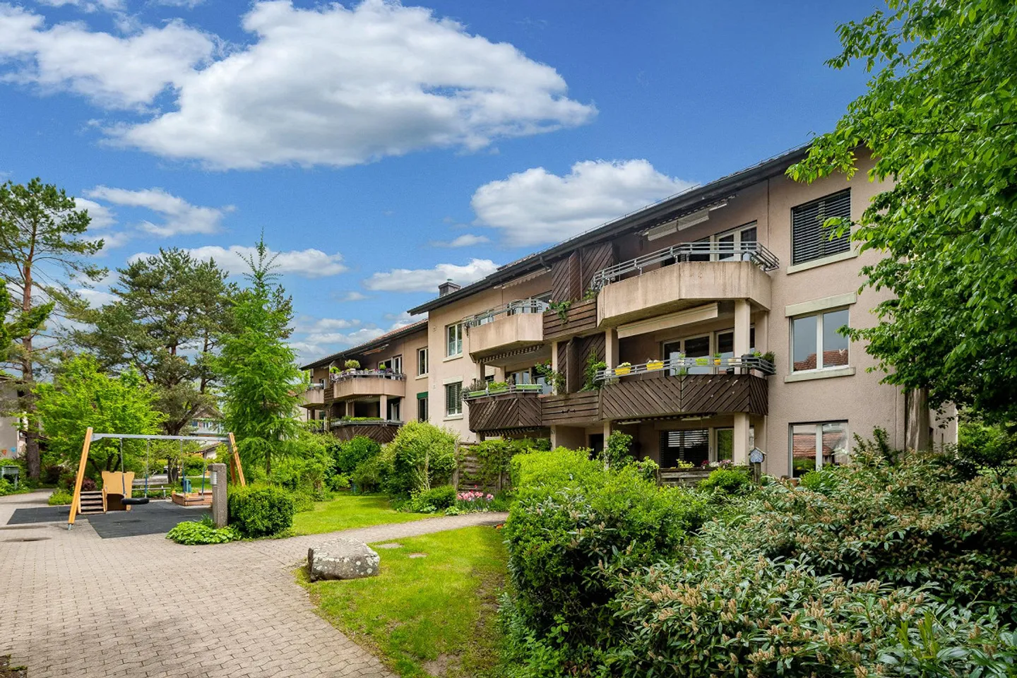 Charming and well-kept development in Jona - Limited until 31.10.2027! - Photo 1 of 12