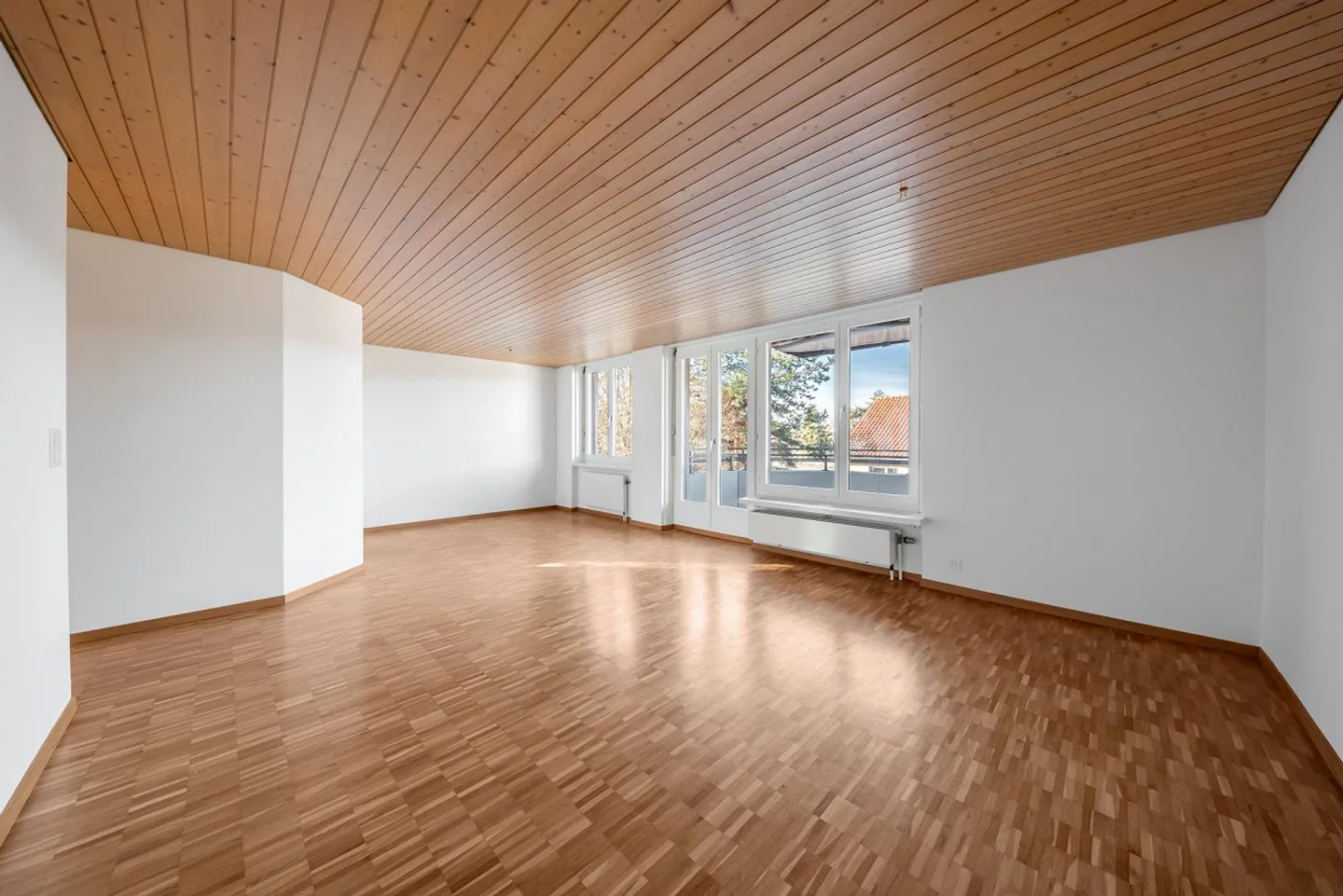 Charming and well-kept development in Jona - Limited until 31.10.2027! - Photo 3 of 12