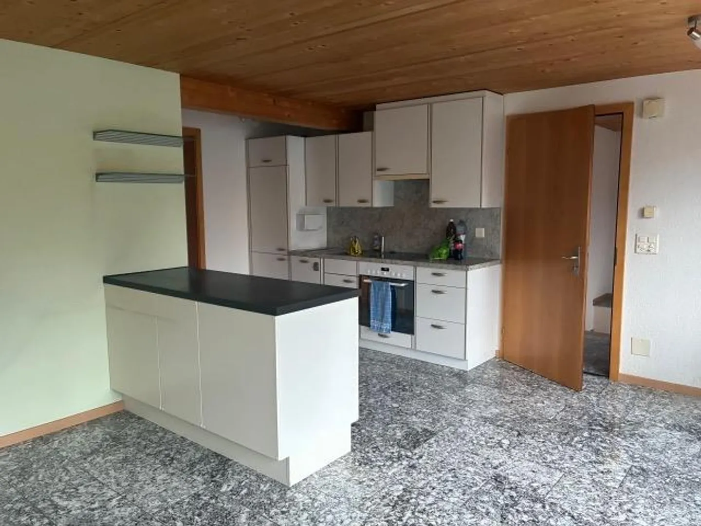 4-Zi-Wohnung mit 2 Dusche/WC und Waschturm - Photo 3 of 9