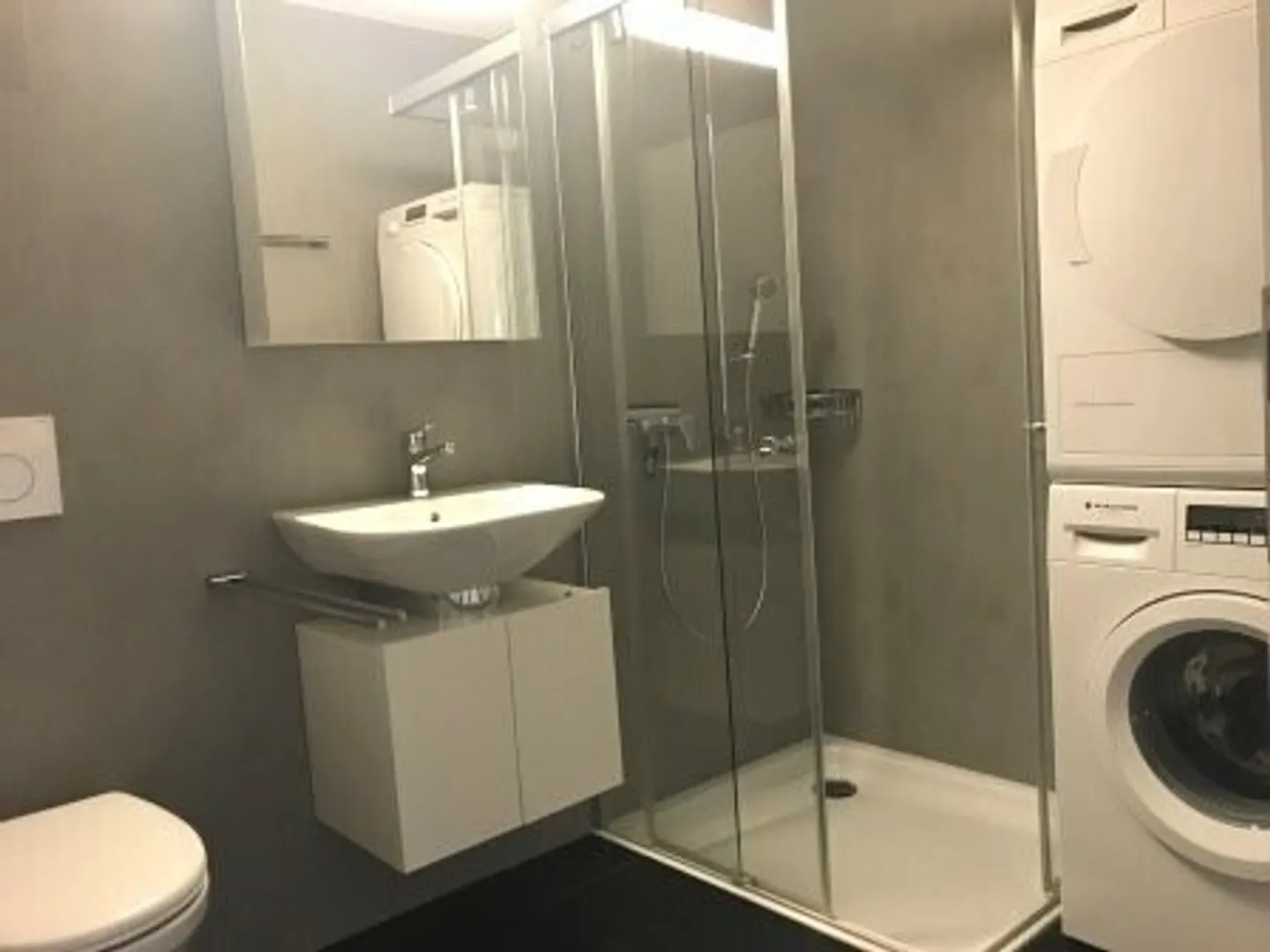 APPARTEMENT UNIQUE au Cœur de Bienne ! - Photo 9 sur 11