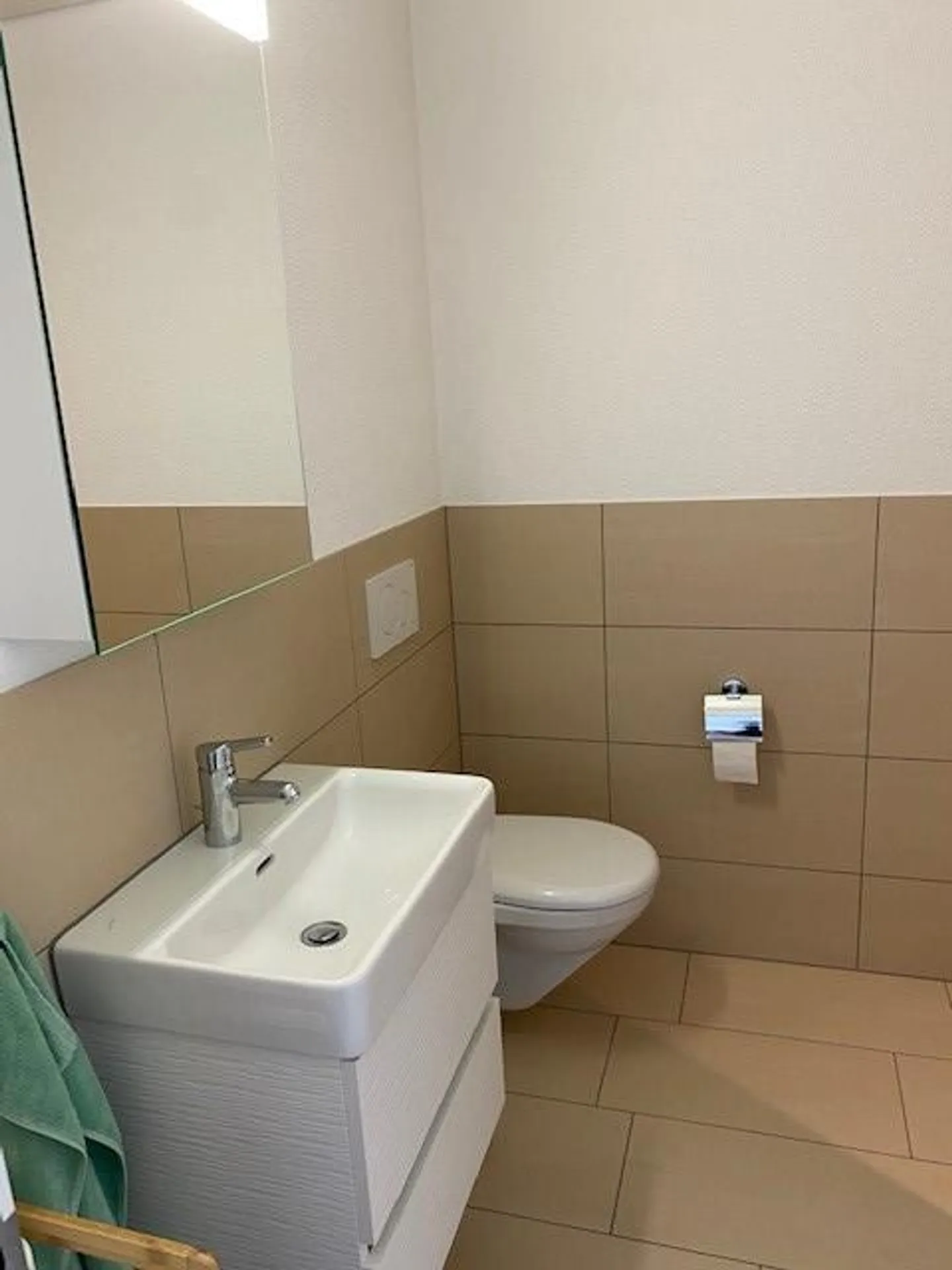 Appartement 4.5 pièces plein de charme, de soleil et d'espace - Photo 7 sur 10