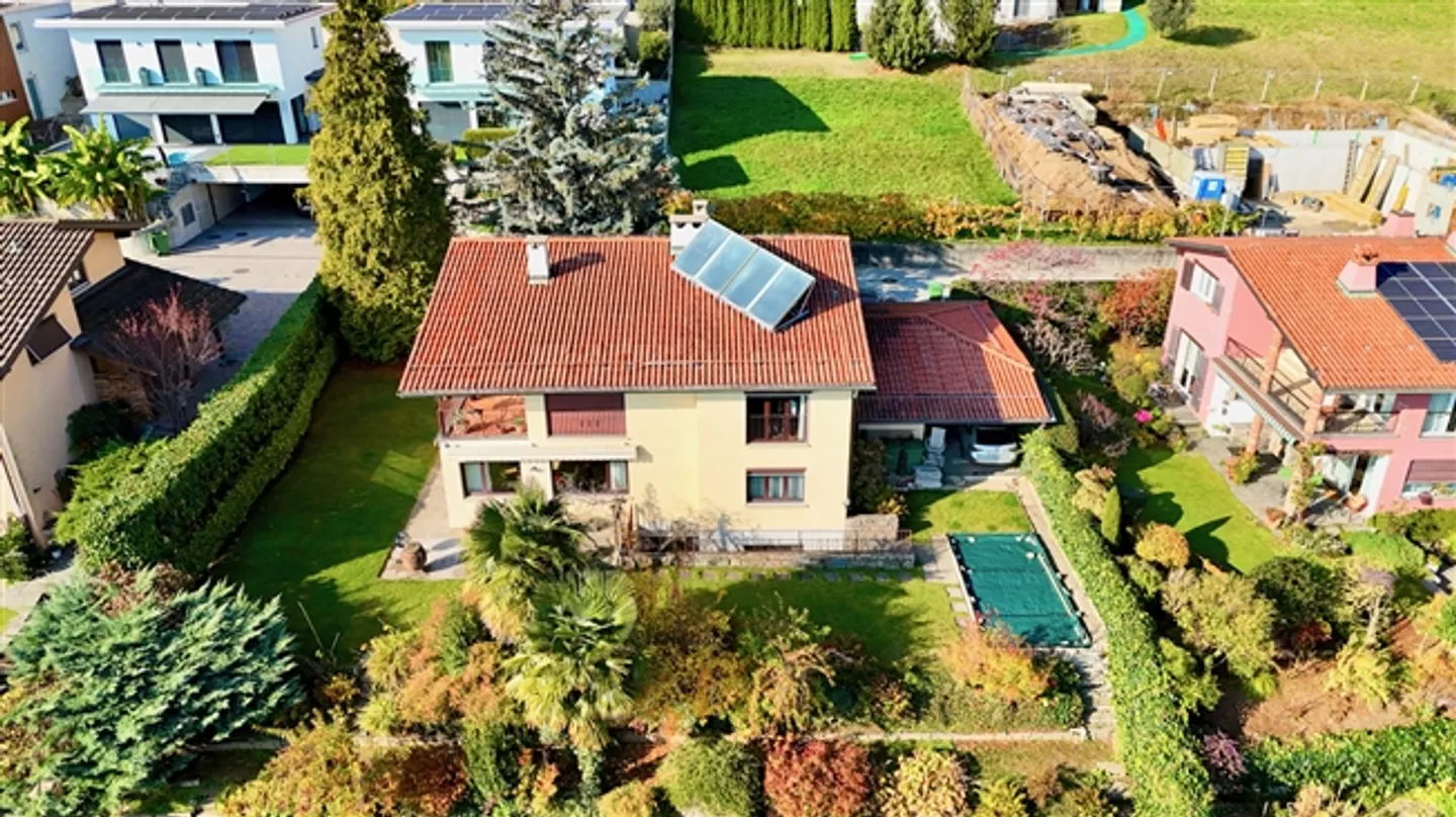«Einfamilienhaus mit Panoramablick auf das Vedeggio Tal» - Foto 1 von 20
